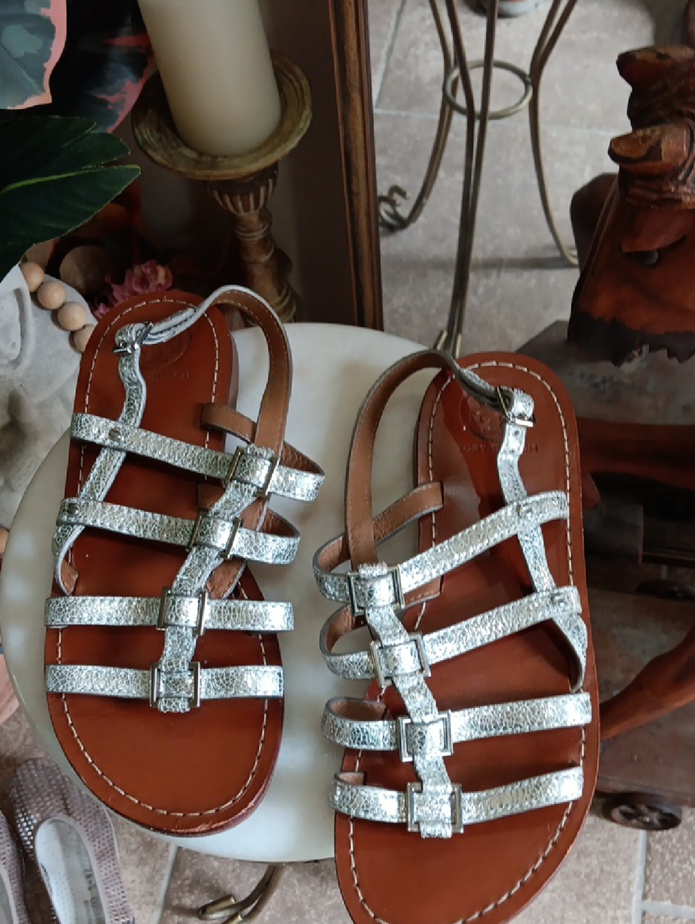 Tory Burch Reggie Silver Metallic Gladiator Sandals Size 8.5 M - AS IS / REPAIR